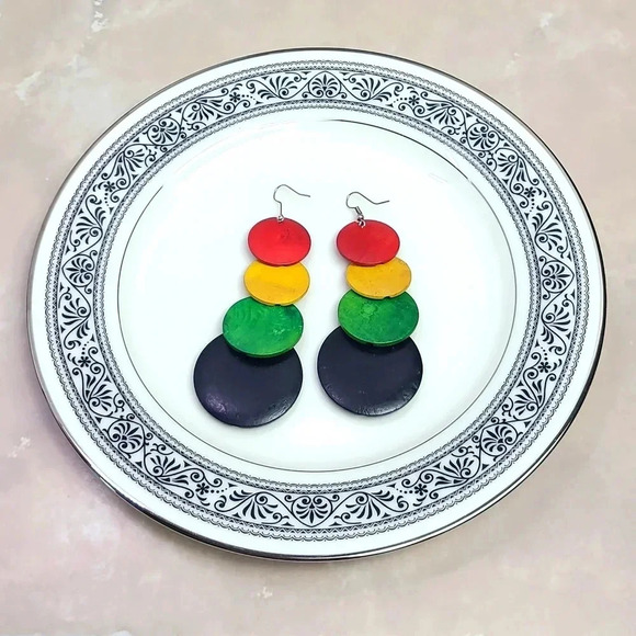 Vintage colorful handcrafted wooden earrings - Picture 4 of 14